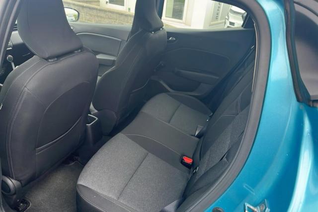 Renault Clio image 1