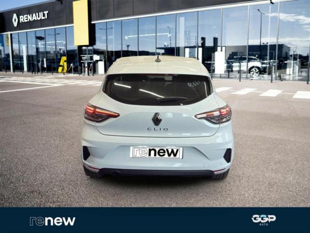 Renault Clio image 6