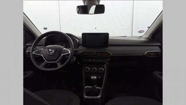 Dacia Sandero image 6