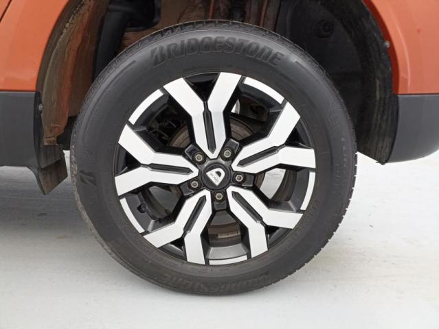Dacia Duster image 1