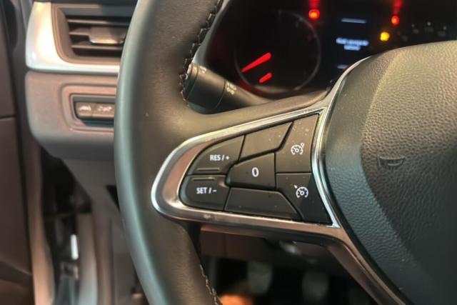 Renault Captur image 2