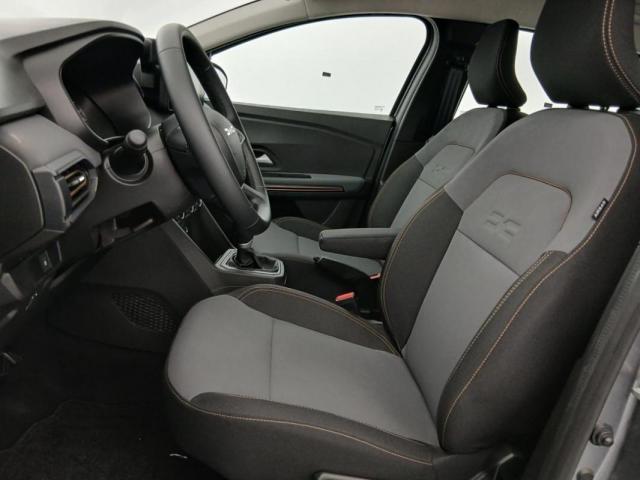 Dacia Sandero image 1