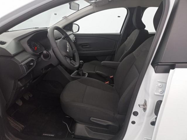 Dacia Sandero image 8