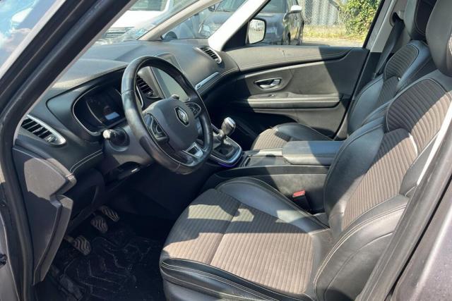 Renault Grand Scénic image 9