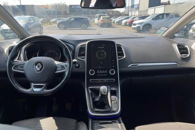 Renault Grand Scénic image 4