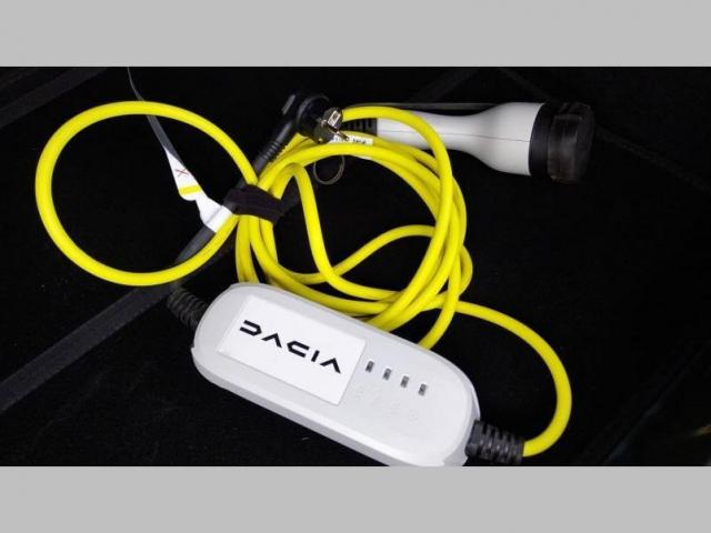 Dacia Spring image 8