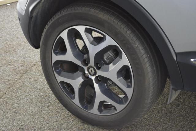 Renault Captur image 1
