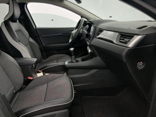 Renault Captur image 8