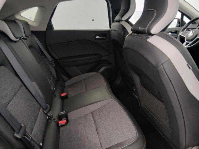 Renault Captur image 7