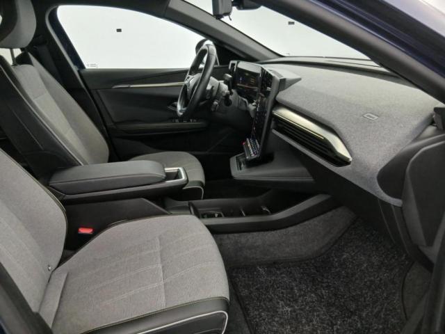 Renault Mégane E-Tech image 7