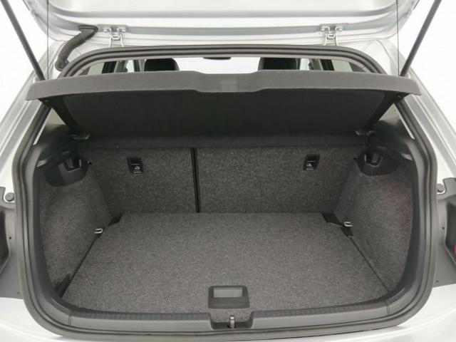 Volkswagen Polo image 8
