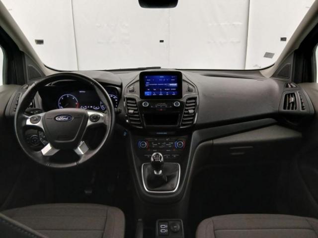 Ford Tourneo Connect image 9