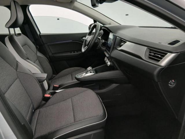 Renault Captur image 2