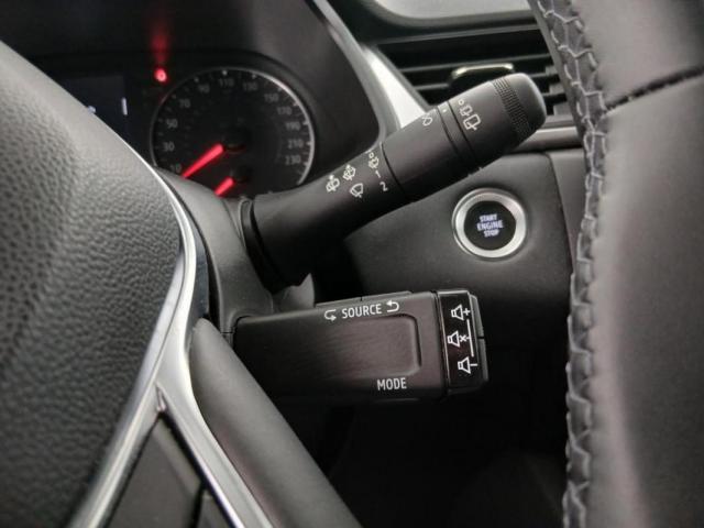 Renault Captur image 2