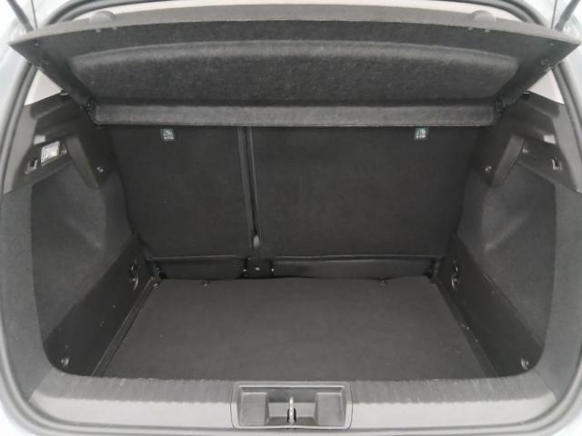 Renault Captur image 2