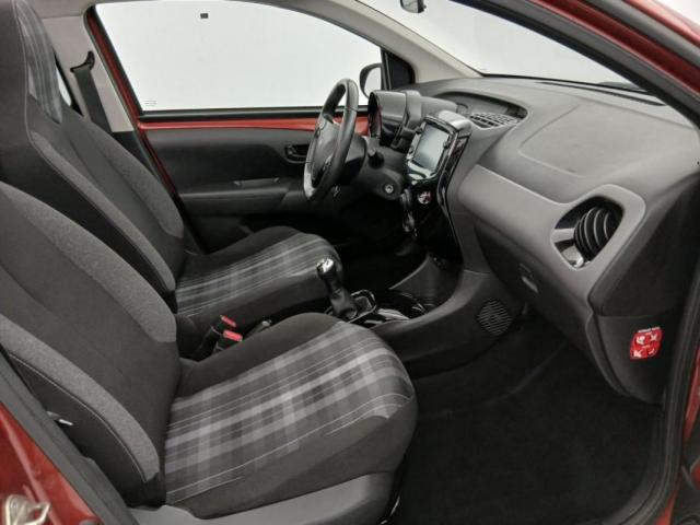 Peugeot 108 image 7