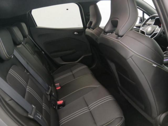 Renault Clio image 6