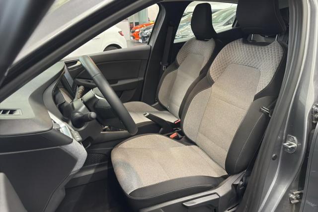 Renault Clio image 6