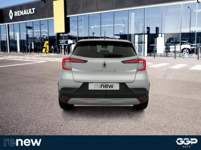 Renault Captur image 2