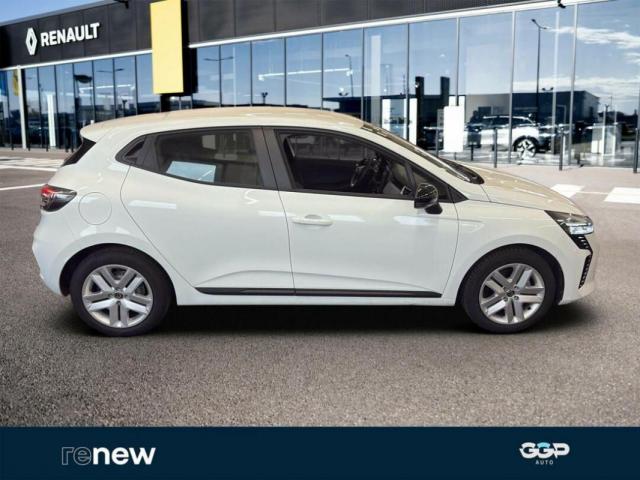 Renault Clio image 9