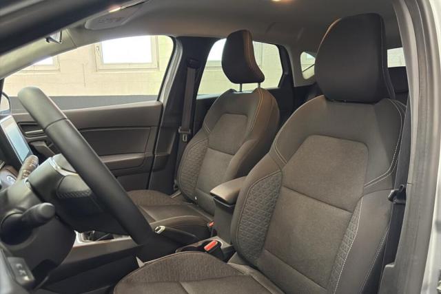 Renault Captur image 8