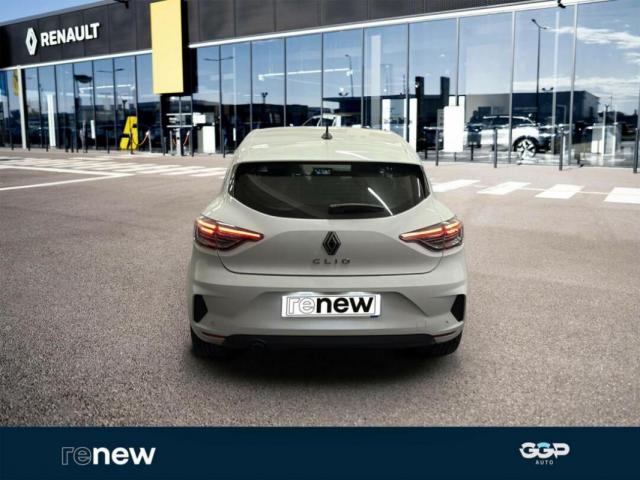 Renault Clio image 1