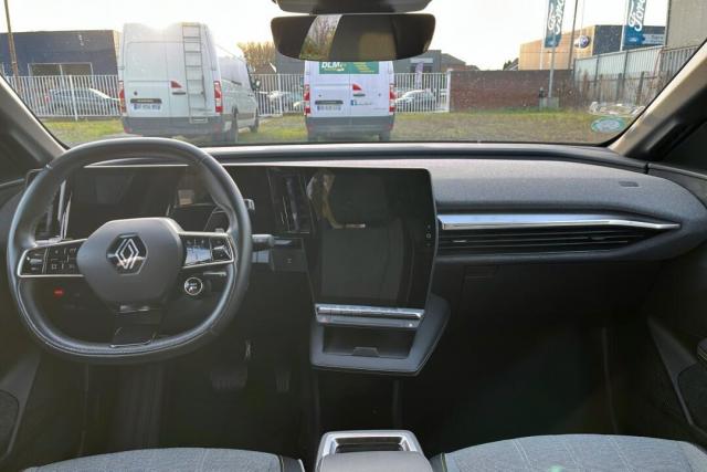 Renault Mégane E-Tech image 8