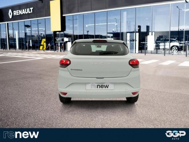 Dacia Sandero image 2
