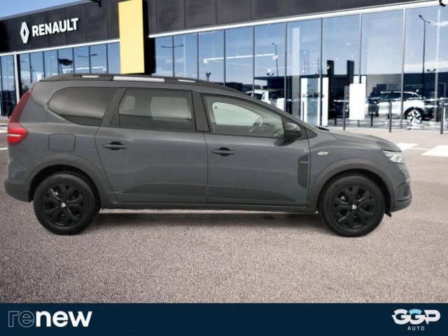 Dacia Jogger image 1