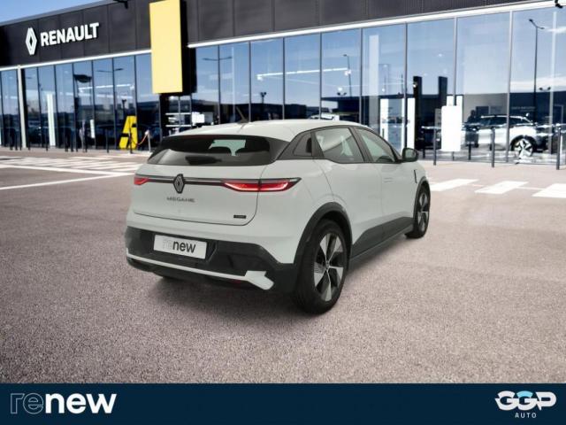 Renault Mégane E-Tech image 8