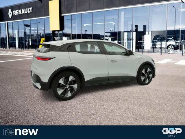 Renault Mégane E-Tech image 2