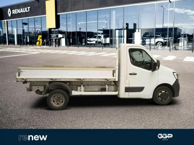 Renault Master image 2