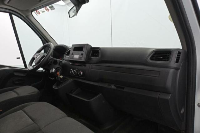 Renault Master image 6