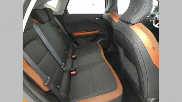 Renault Captur image 1