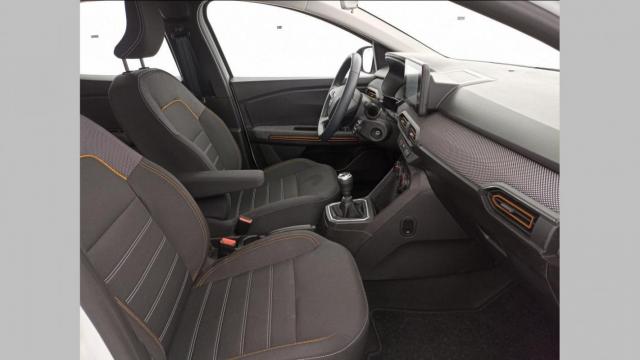 Dacia Sandero image 9