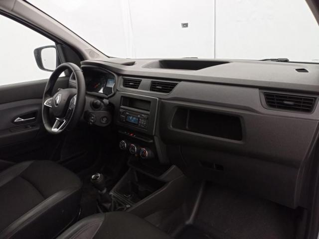 Renault Express Van image 6