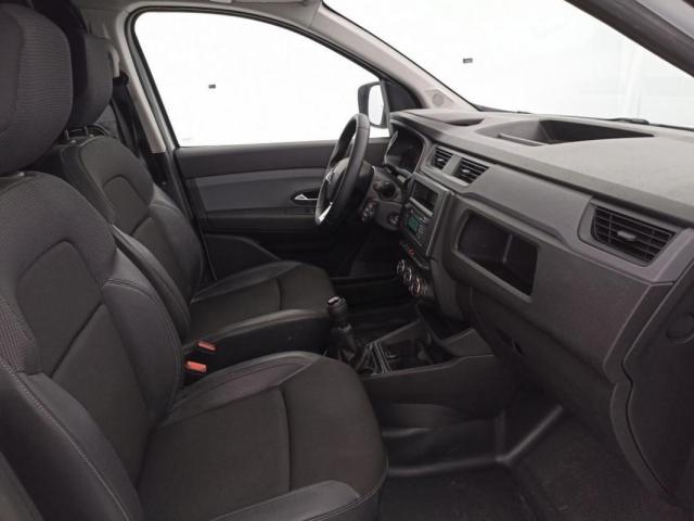 Renault Express Van image 3