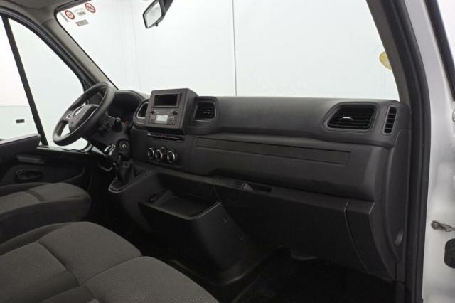 Renault Master image 3
