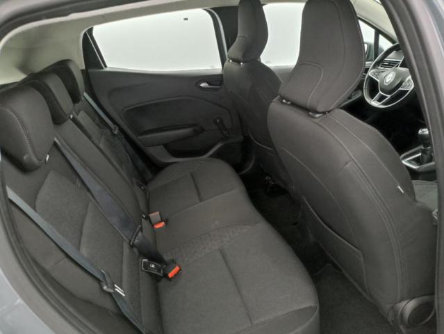 Renault Clio image 6
