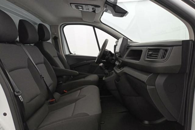 Renault Trafic image 9