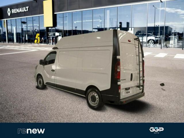 Renault Trafic image 2