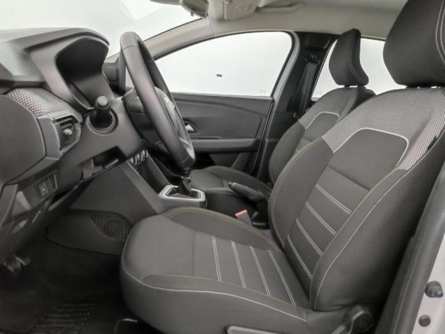 Dacia Sandero image 1
