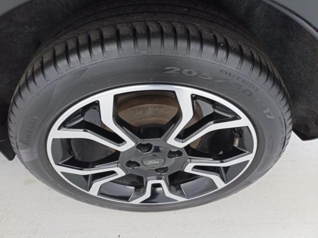 Ford Ecosport image 9