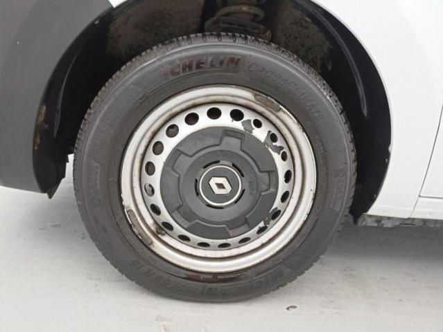 Renault Express Van image 8