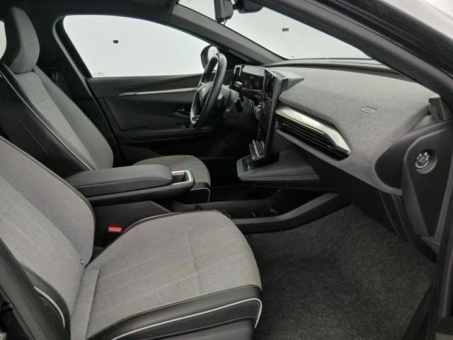 Renault Mégane E-Tech image 8