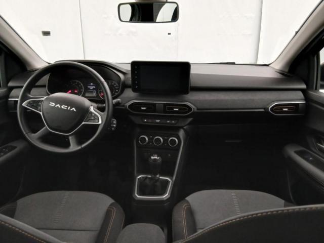Dacia Sandero image 2