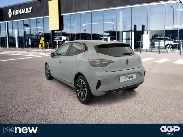 Renault Clio image 8