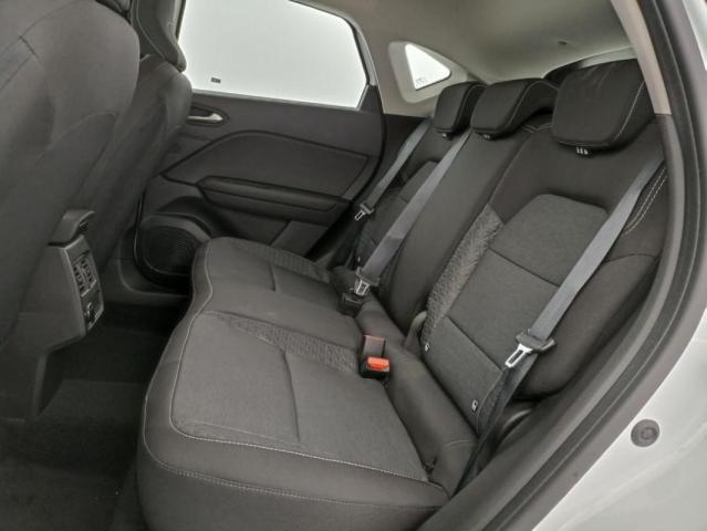 Renault Captur image 2