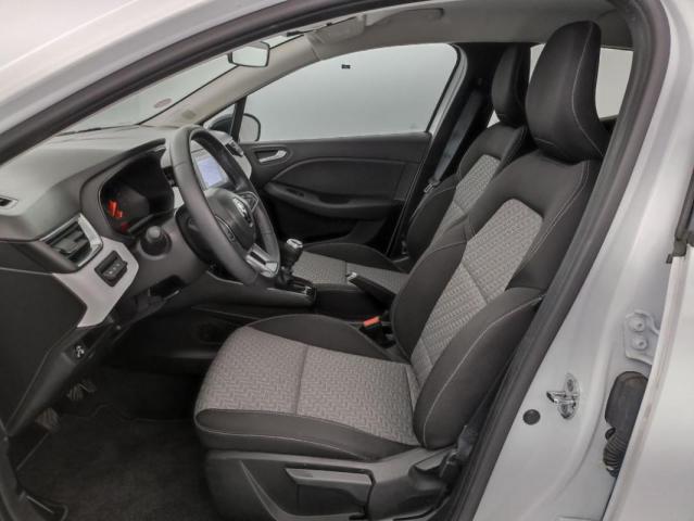 Renault Clio image 6