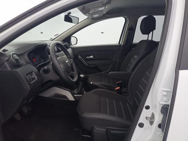 Dacia Duster image 4